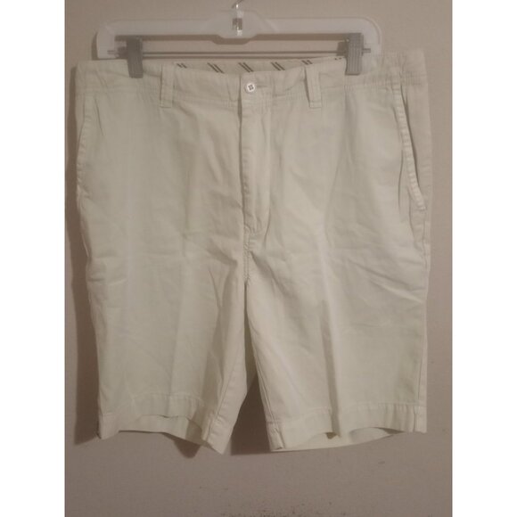 New Cremieux Classic Garment Dyed Shorts Mens 9" Inseam Beige Size 34 NWT - Picture 1 of 10